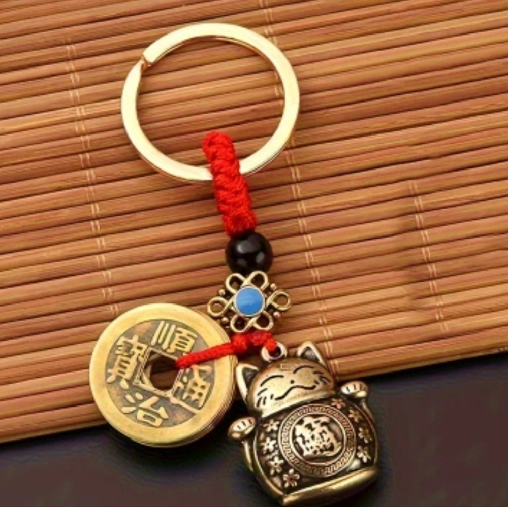 ​Maneki Neko Lucky Cat Feng Shui Keychain Bag Charm Good Luck Wealth Amulet